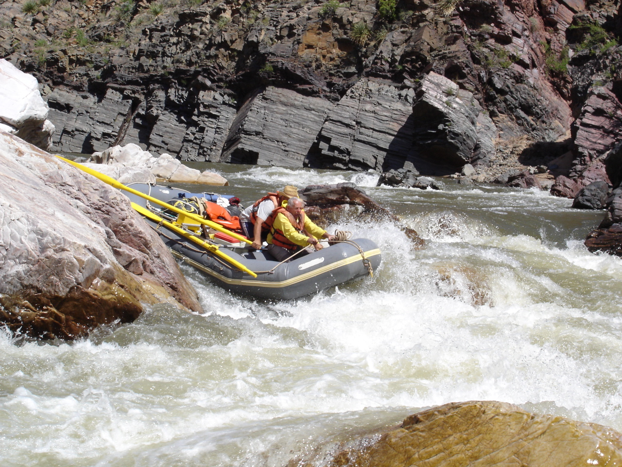 Quartzite.1100cfs.JPG